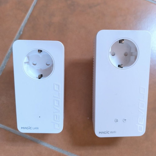 Devolo Magic 1 WiFi kit like new