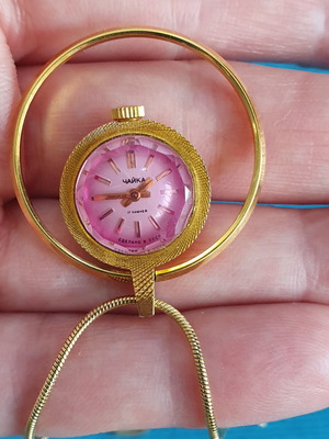 Chaika Vintage 70s-80s Winding Watch Like New, Pink and Gold