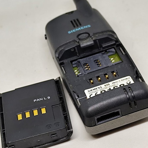 Siemens C25 vintage mobile phone used, with original charger, non-functional