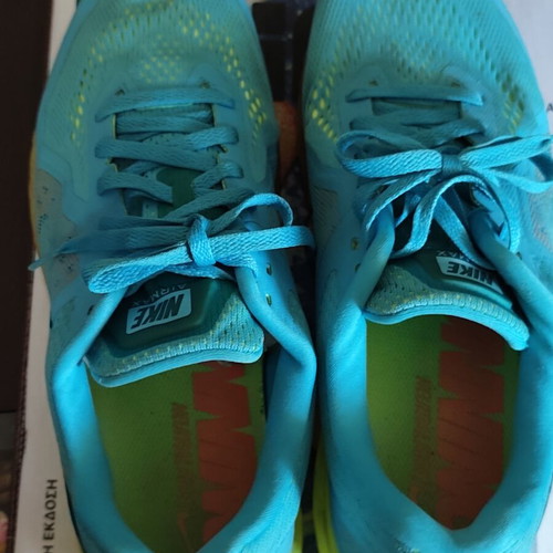 Nike Air Max size 46 used, turquoise with left air sole loss