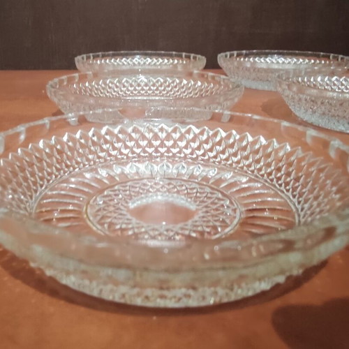 Set of 6 vintage pressed glass dessert plates 1950s-60s