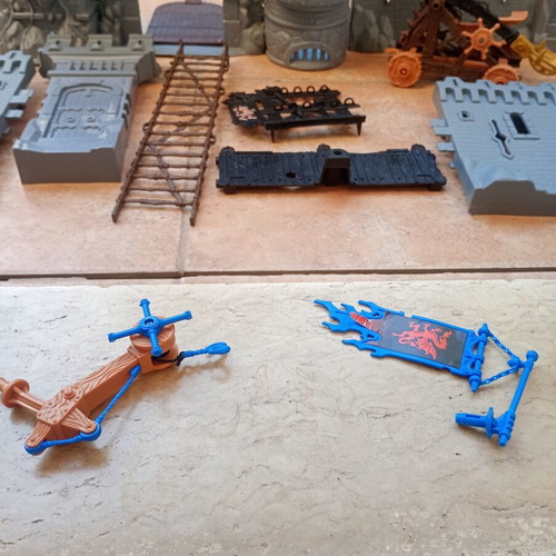 Chap Mei Castle with Catapult used