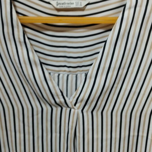 Stradivarius striped blouse M used with V neckline