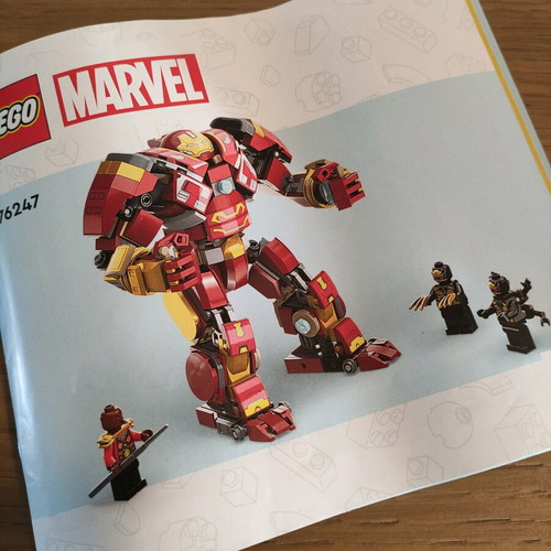 Lego The Hulkbuster like new with box and instructions