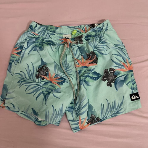 Quiksilver swim shorts tropical print size S like new