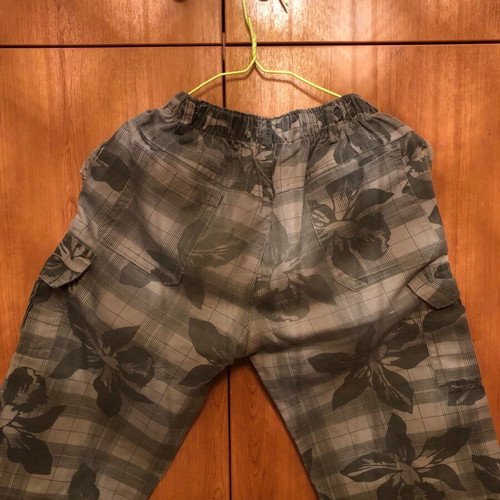 Bermuda shorts used for 12 years old, size 152 cm, green