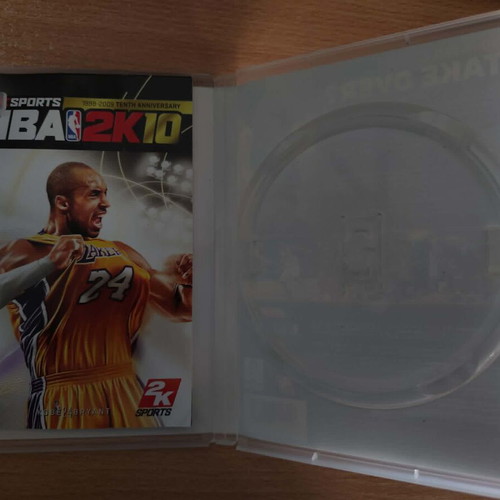 NBA 2K10 manual and cassette, like new, no CD included