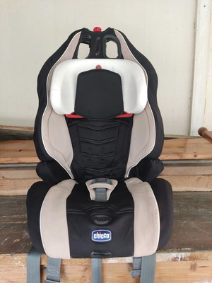 Chicco παιδικό κάθισμα αυτοκινήτου 9-36kg μεταχειρισμένο με ρυθμιζόμενο κεφάλι