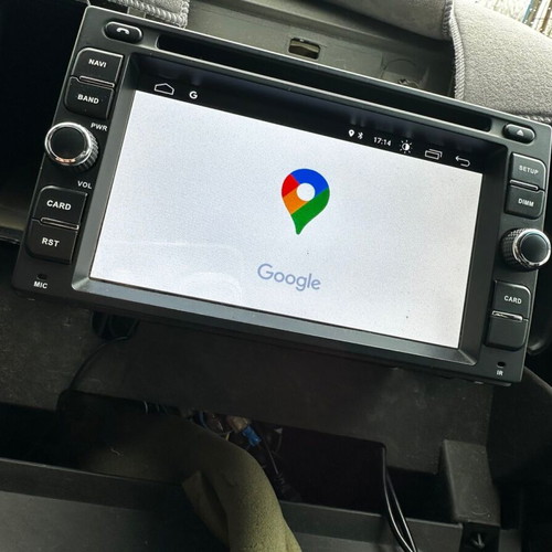 LM Digital 7" Android Screen like new with GPS, YouTube, Bluetooth, rear camera