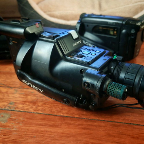 Old camcorders for parts or repair, pack of 5