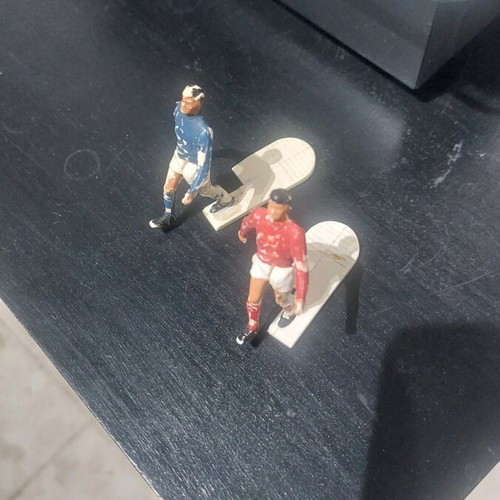 Subbuteo two used corner players