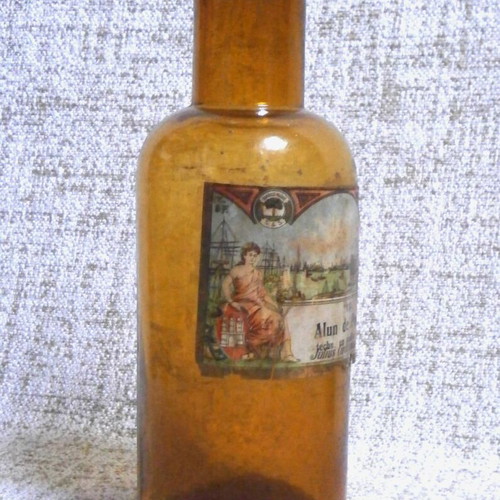 Pharmacy bottle used vintage German potassium alum
