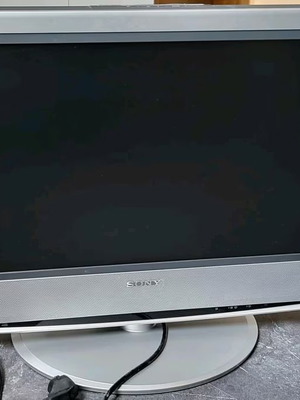 Sony Bravia KLV-S26A10E 26 Inch TV used