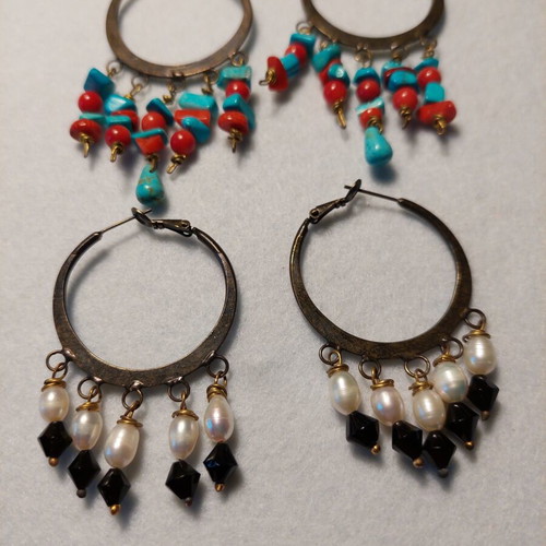 Hoop earrings set of 2 pairs like new, bronze and dark gold tone