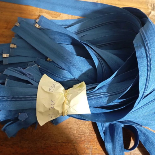 Plastic blue split zippers 60 points, pack of 36, new