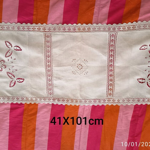 Handmade embroidery like new