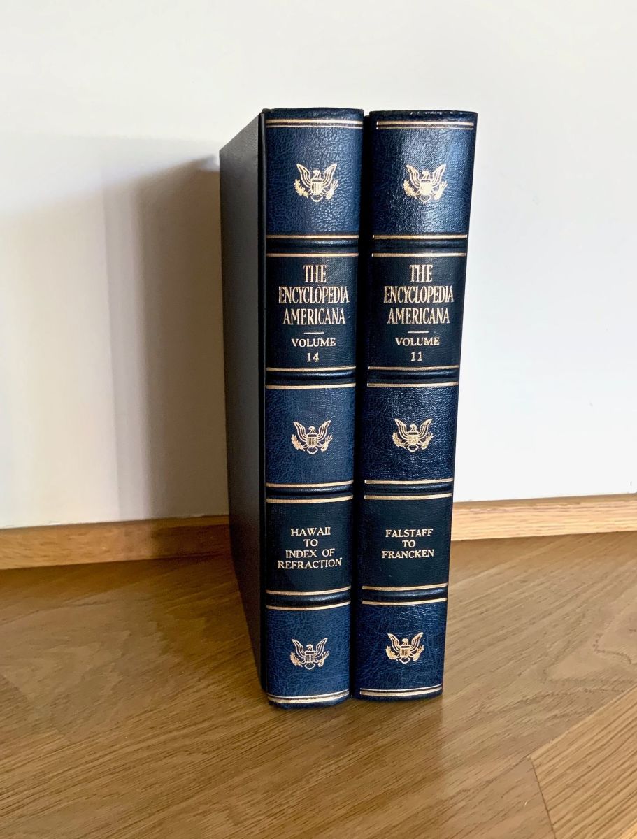 The Encyclopedia Americana 30 Volume… - € 250,00 - Vendora.cy