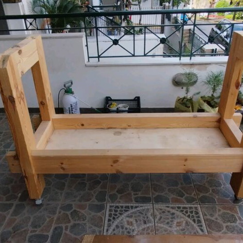 Carpenter Workbench like new, 197 cm length, adjustable support