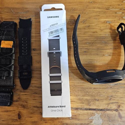 Samsung Galaxy Watch 7 44mm used with extra straps