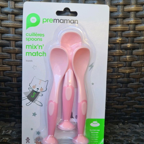 Pink spoons set of 3 new with suction cup for 6 months