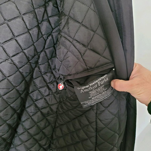 Wellensteyn women's jacket size L like new, black