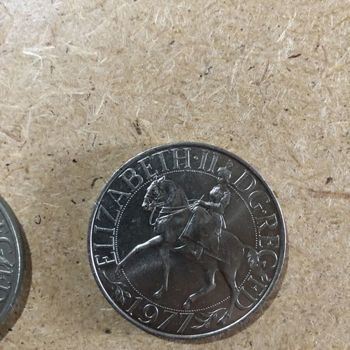Silver Jubilee Queen Elizabeth II crown coins 1977, set of 3, used