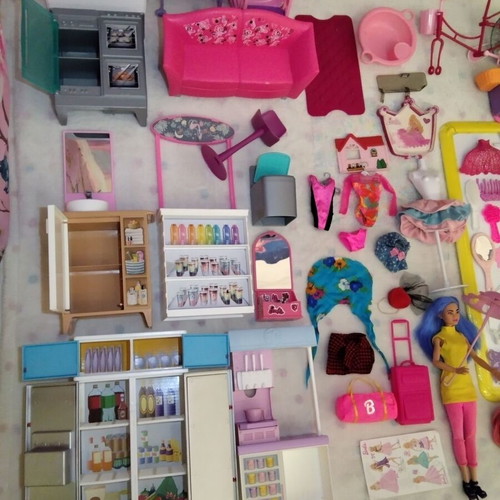 Barbie Mattel large set with furniture, 8 dolls, 9 animals, accessories