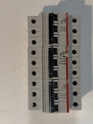 ABB S273 K20 circuit breakers used, pack of 3, 20A, curve K, 400V AC