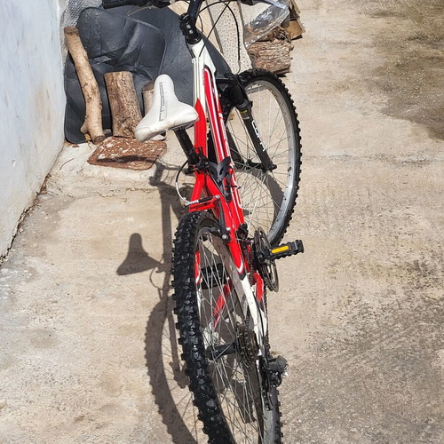 Viper city bicycle used, 27 inch, red, with speeds and V-Brakes