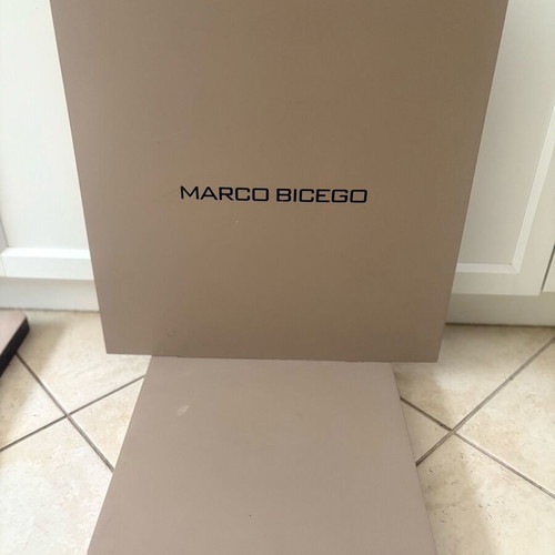 Marco Bicego display stands used, set of two