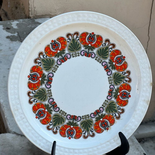 Pontesa Ironstone Collectible Plate used with Retro Floral Design