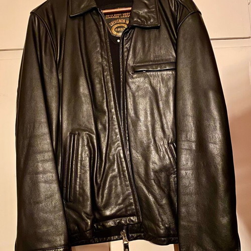 Black leather jacket Chevignon XL like new