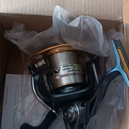 Maver MV-R CSX fishing reel set of 2 new
