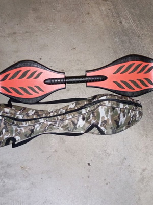 Razor Ripstik Air Pro 8.5" Complete Waveboard skateboard red like new with carrying bag