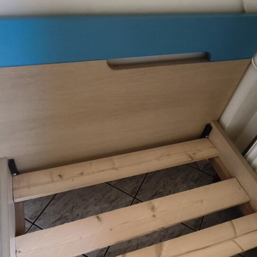 Children's single bed 90x200 cm, sturdy wooden frame