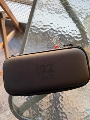 Nintendo carrying case for Switch 2 console black like new