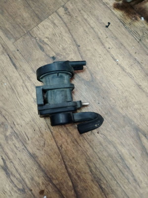 Vacuum valve Mercedes W140, W202, 0005450327