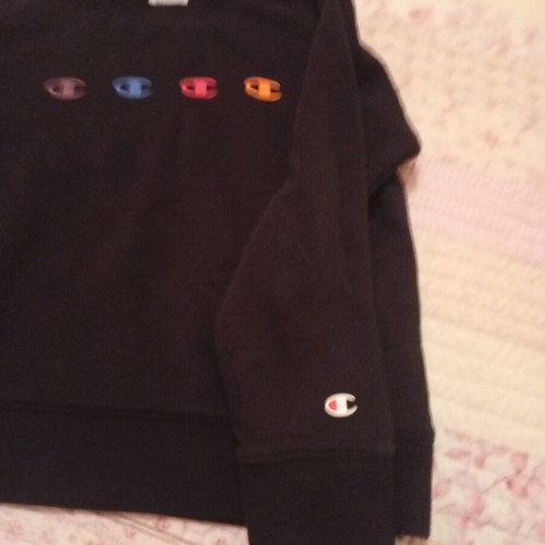 Champion fleece sweatshirt like new, size 140 cm, black