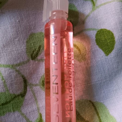 Seventeen cologne like new for behind the ear