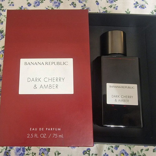 Dark Cherry & Amber Banana Republic perfume like new