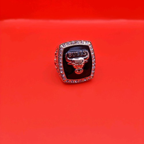 Michael Jordan Chicago Bulls championship rings new, set of 6 with box