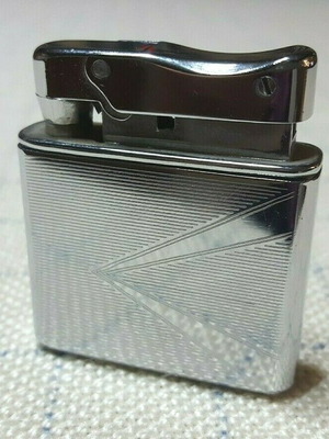 Vintage metal petrol lighter used, 50s/60s decade