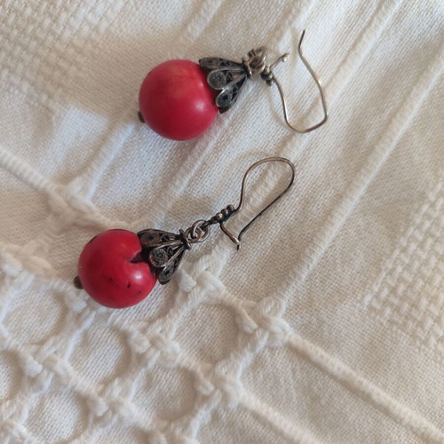 Vintage earrings with red coral and filigree metalwork