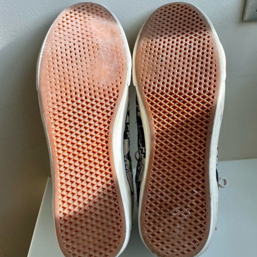 Vans unisex suede sneakers used, size 40, black and gray