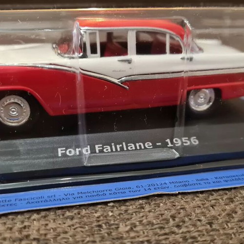 Ford Fairlane 1956 miniature scale 1/43 new