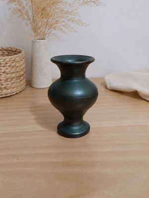 Vintage Handmade Brass Vase 11cm in Like New Condition