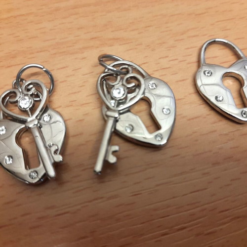 Pendant locks for jewelry, set of 3, new