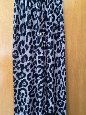 Leopard pants like new, brown