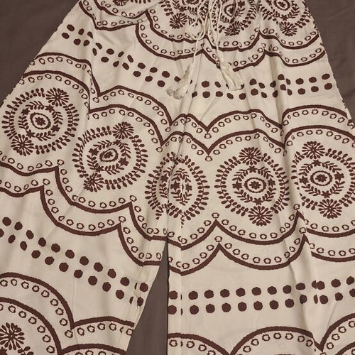 Summer set with wide pants and strapless top in white and brown, new