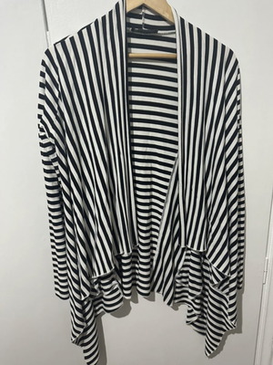 Ζακέτα ριγέ ασπρόμαυρη Anel σαν καινούργιο